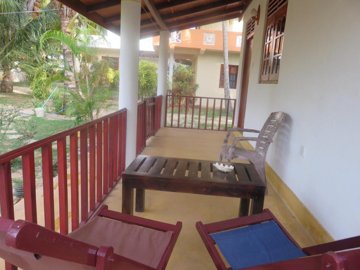 טנגלה Beach Lagoon Guesthouse מראה חיצוני תמונה